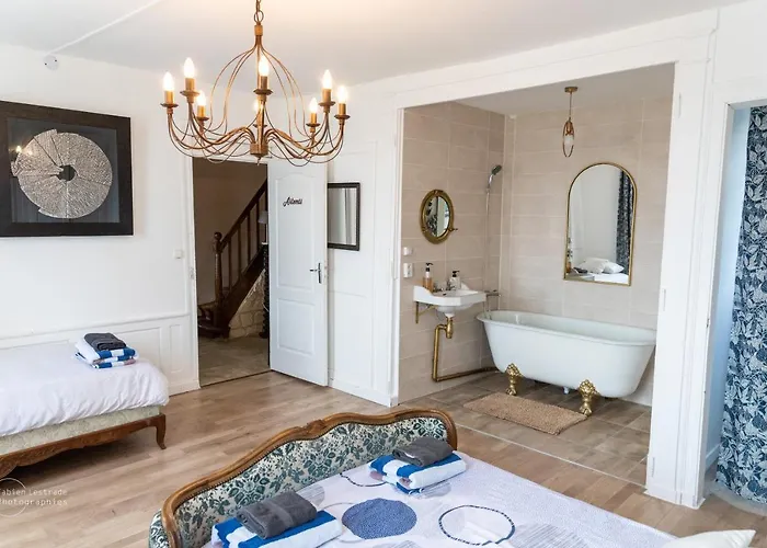 Le Domaine De La Desiree ليزيو